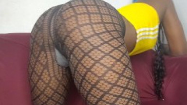 Demn I really want to eat that tight pussy