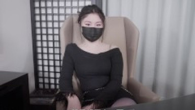 癡女太太為了報復丈夫出軌，欲求不滿勾引自家司機