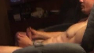 Extreme climax to cum