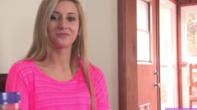 DELUXEDIVAS - Lilly Banks Wants Daddy To See Her Get Fucked