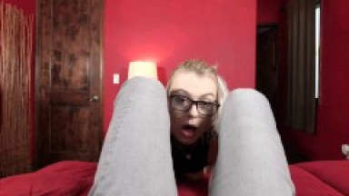 Naughty Stepsister Cosplays As Harley Quinn & Takes Her Comic Book Nerd Stepbro's Virginity