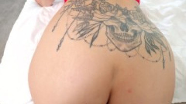 BrattySis Macy Meadows says, "That was the best Christmas gift EVER Stepbro" - S25:E5