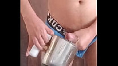 Juice Maker puting semen in juice for his female customer