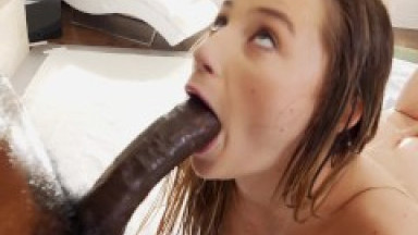 Perfect Body 18 Year Old Teen Carolina Sweets Loves Lube & A BBC