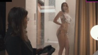 Birthday Gift for Cuck Husband: Hot Wifey Fucks Handyman in Hotel in Front Hubby Holds Hand and Hair