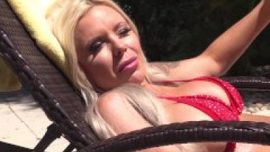 She Will Cheat - Busty Hot MILF Elle Cheats Her Husband With The Pool Boy