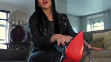 The Boot Command Preview - Young Goddess Kim