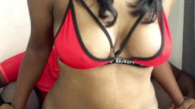 දිව දාල ගහන්නකෝ හලො Sri Lankan teen hot horny girl loves to get pussy lick