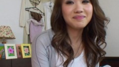 Slim chick agrees to fuck with a horny stranger in POV