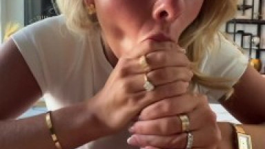 British Blonde IG Influencer Needs Cock for Her Onlyfans - Bonnie Blue