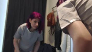 Difficulties in the fitting room (remote control vibrator)