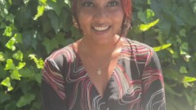 4’9 desi girl MiaZ gets fucked and creampie on first date