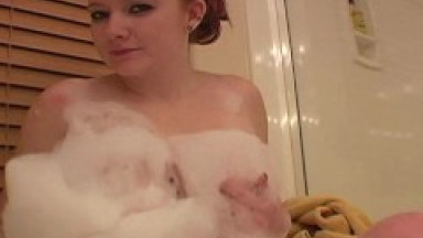 4K/ Have A Nice Chat With Sexy Gypsy While She Is In The Bath!