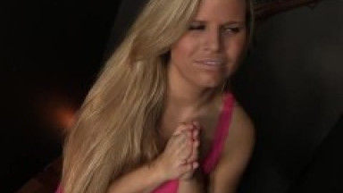 Jessica Marie is a gloryhole dick sucker 