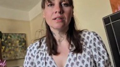 My jealous Stepmom was eager to prove that she is the only woman I need