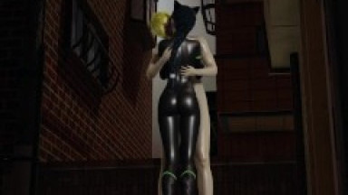 Lady Noir makes secret kisses with Mr Bug and warms up 