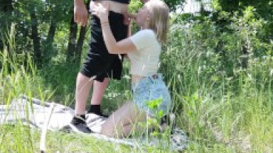 Jeg gik i skoven efter svampe og fandt en penis