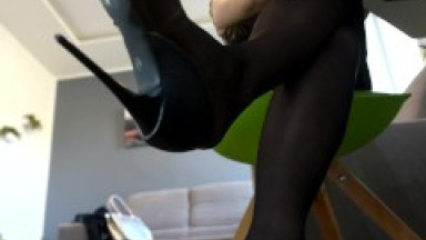 Helping colleague for her sexy pantyhose and high heels (nylon, high heels, foot worship, office)