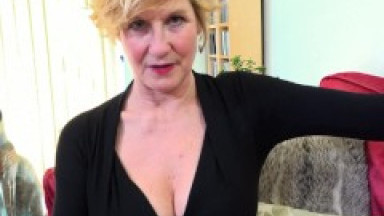 Molly Maracas returns to fuck her step-son